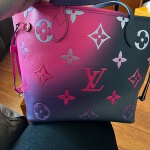 Louis Vuitton Monogram Escale Neverfull